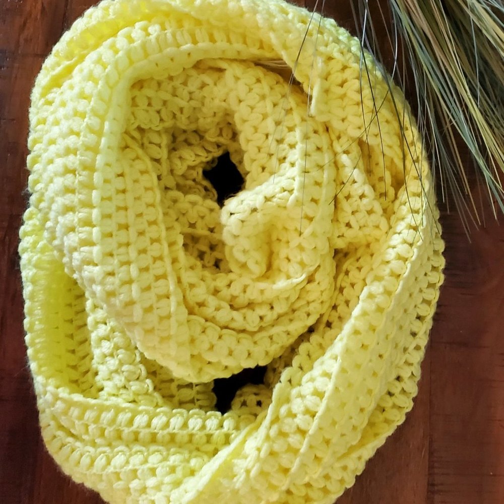 Aeropostale Neon Yellow Infinity Scarf